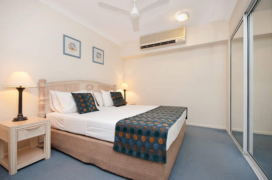 2 Master Bedroom Apartments
 Palm Cove 2 Bedroom Holiday Apartments — Alassio Palm Cove