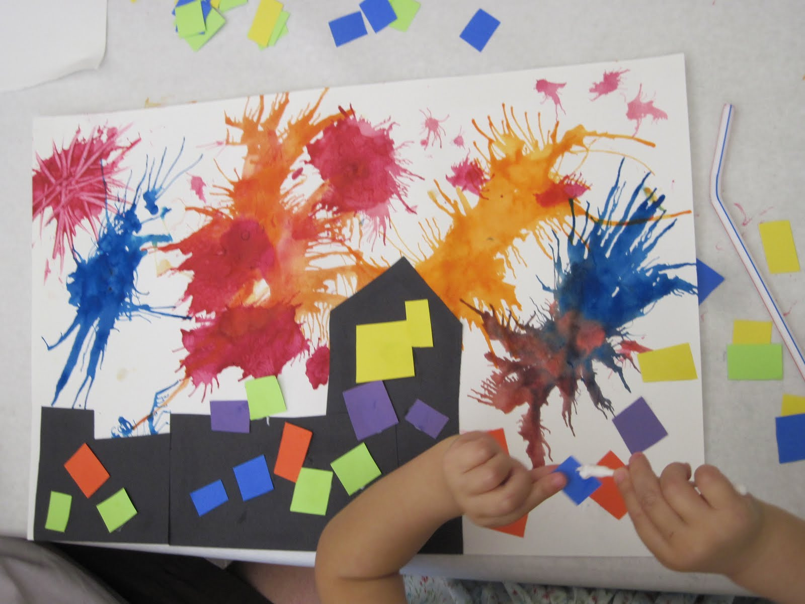 Art Ideas For Preschoolers
 Lines Dots and Doodles Summer Art preschool