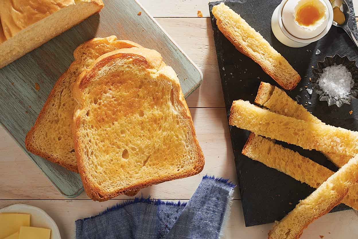 Bread And Breakfast
 White Breakfast Bread Recipe
