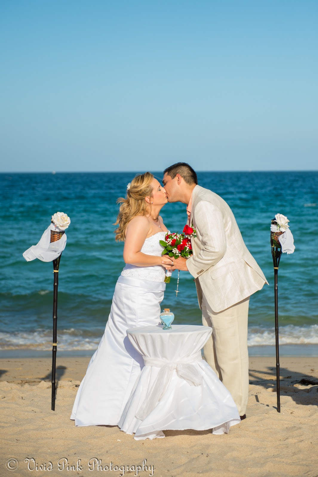 Cheap Beach Weddings
 Affordable Beach Weddings 305 793 4387 VANELLY & CARLOS