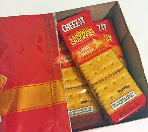Cheez It Sandwich Crackers
 Review New Cheez It Classic Cheddar Sandwich Crackers