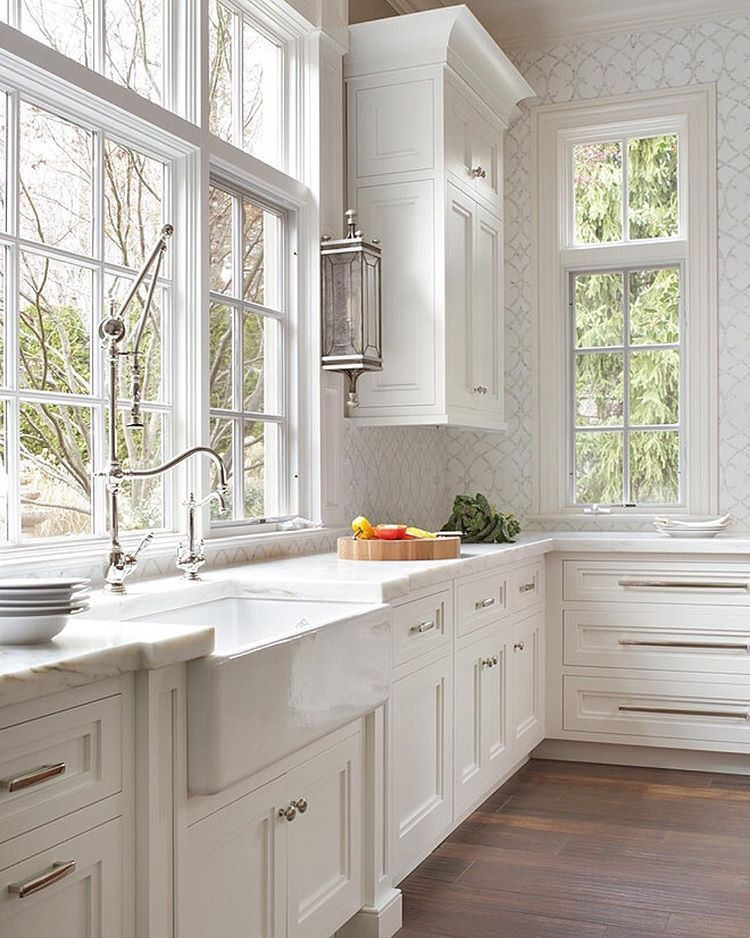 Classic White Kitchen
 Beautiful classic white kitchen that will never go out of