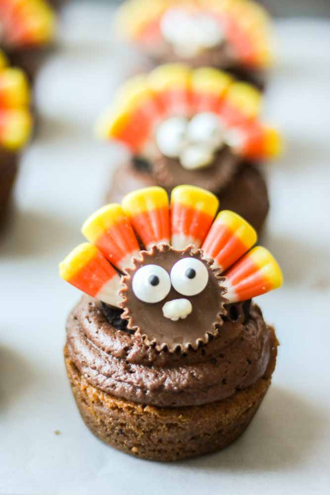Creative Thanksgiving Desserts
 Thanksgiving Cookie Cupcakes TGIF This Grandma is Fun
