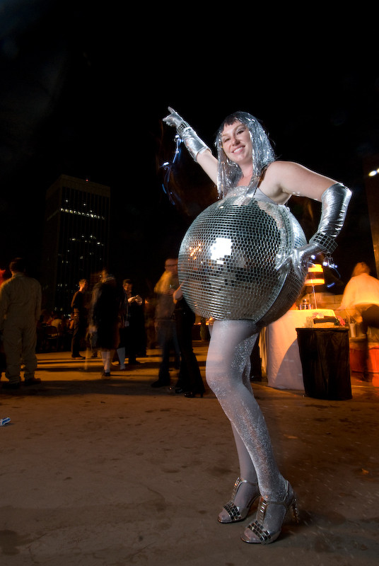 Disco Costume DIY
 Mirrored Disco Ball Halloween Costume 8 Steps with