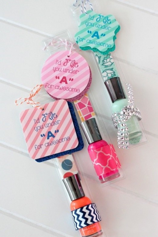 DIY Gift For Girls
 Fab Homemade Gifts for Teen Girls that Look Store Bought