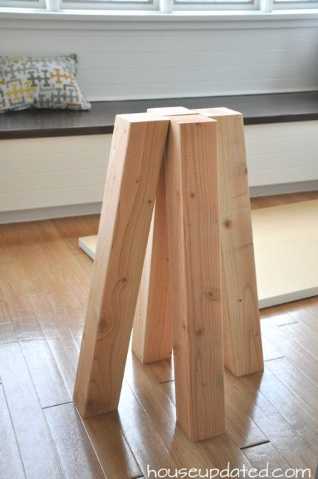 DIY Wooden Table Legs
 How to Make a DIY Breakfast or Dining Table