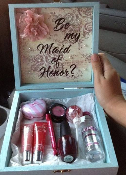 Engagement Party Gift Ideas From Maid Of Honor
 Regalito para la Dama de Honor