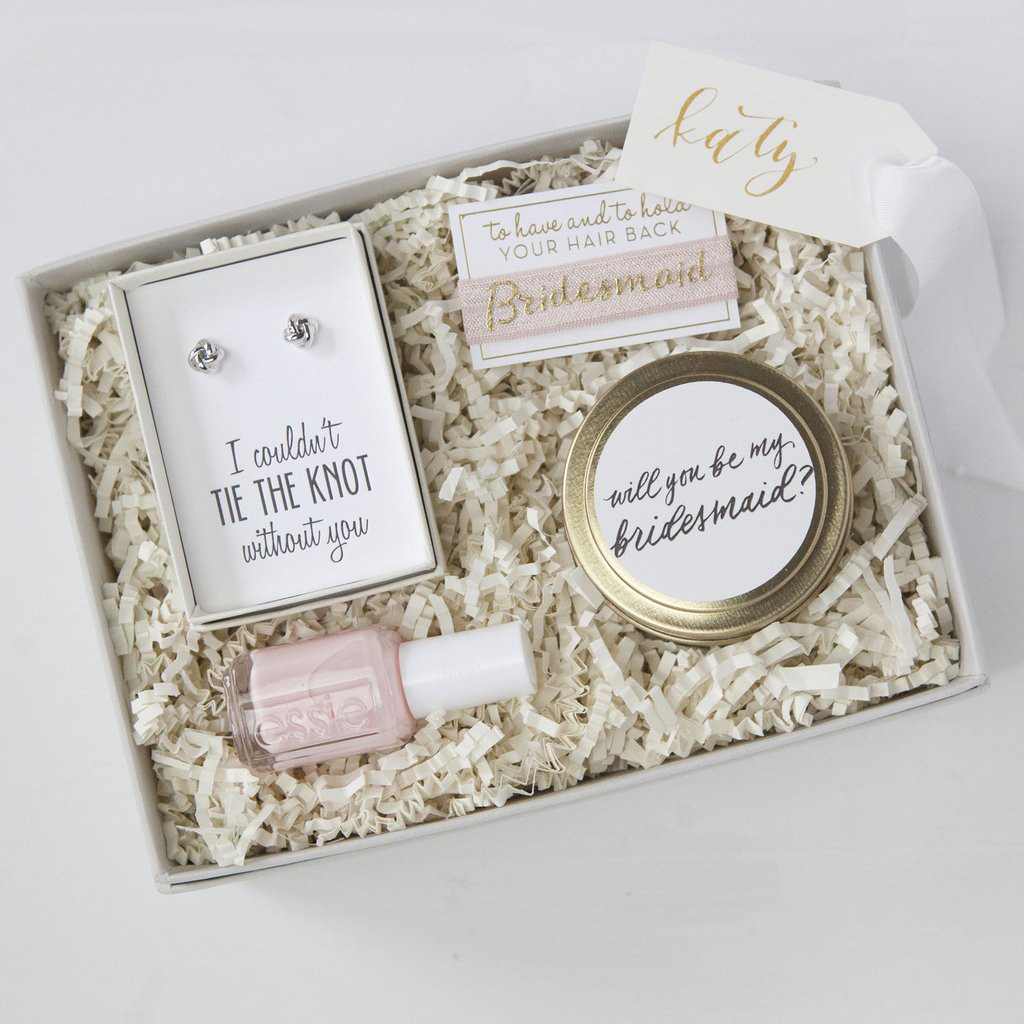 Engagement Party Gift Ideas From Maid Of Honor
 38 Cute and Creative Ways to Ask Your Friends to Be