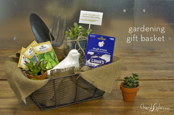 Garden Themed Gift Basket Ideas
 Garden lovers t basket Everyday Dishes & DIY