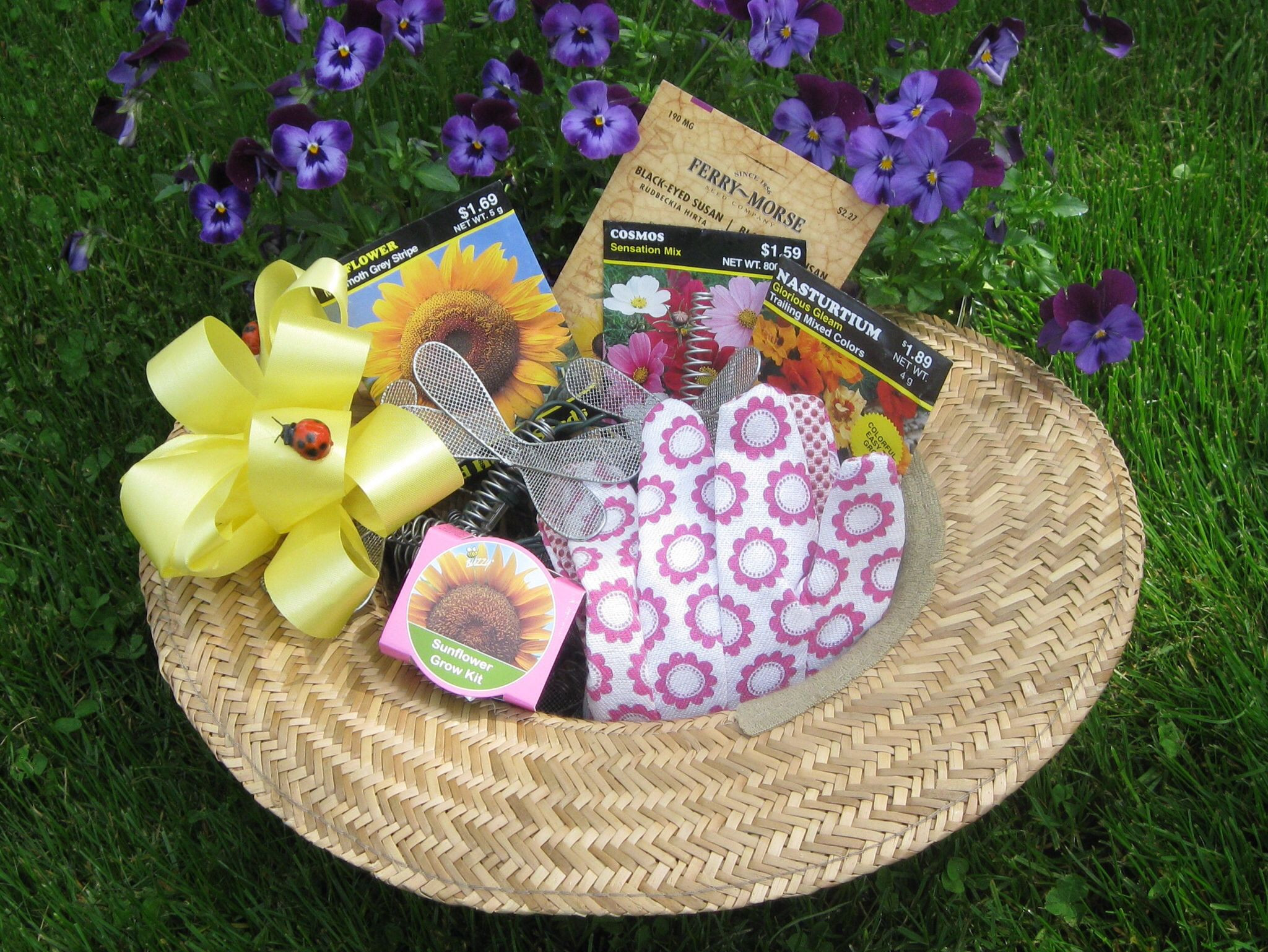 Garden Themed Gift Basket Ideas
 Sunhat t basket La s lunch