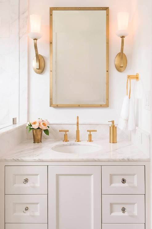 Gold Bathroom Vanity
 18 Gorgeous Marble Bathrooms with Brass & Gold Fixtures
