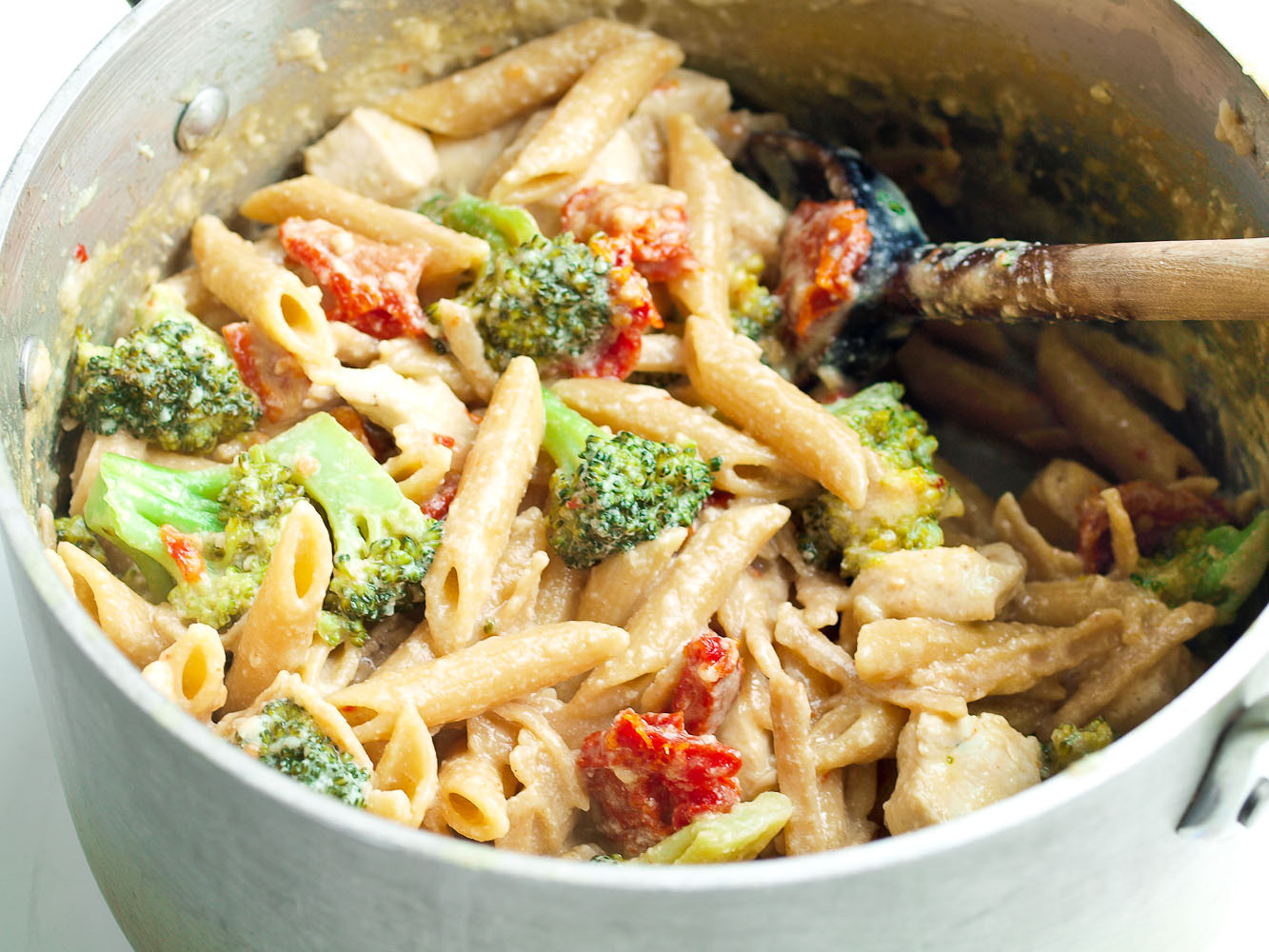 Good Recipes For Kids
 Tangy e Pot Chicken and Veggie Pasta Dinner