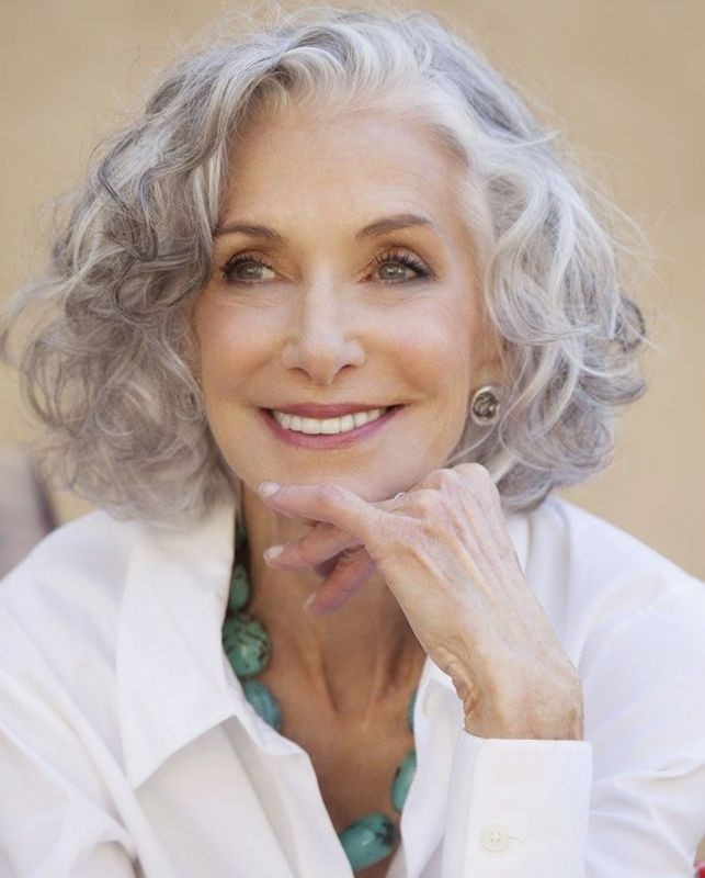 Hairstyles For Women Over 50 With Gray Hair
 How Gray Hair Styles Hair