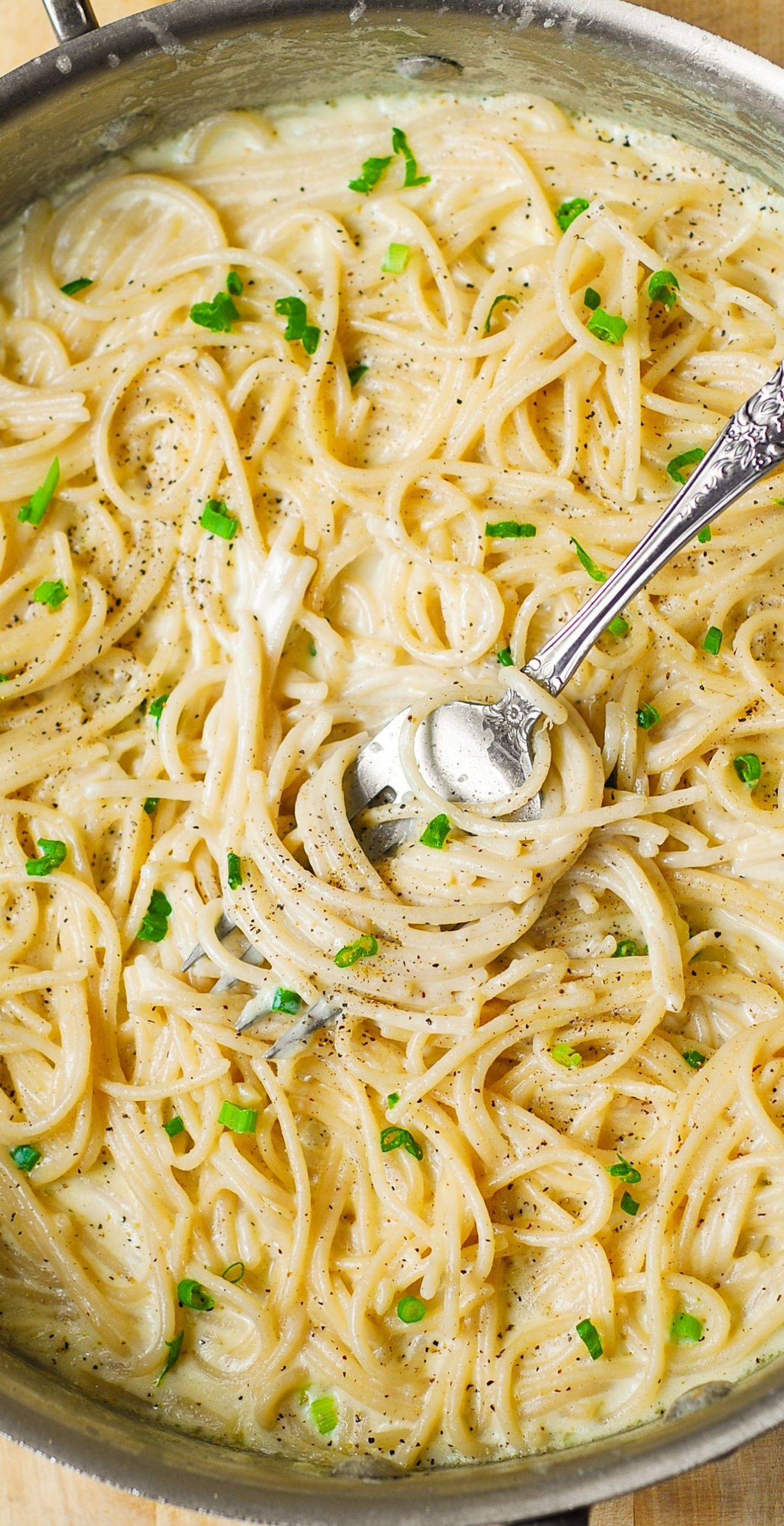 Homemade White Pasta Sauce
 Homemade Creamy Four Cheese Garlic Spaghetti Sauce is the