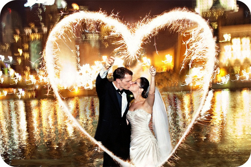 How To Photograph Sparklers At A Wedding
 ViP Wedding Sparklers August 2015