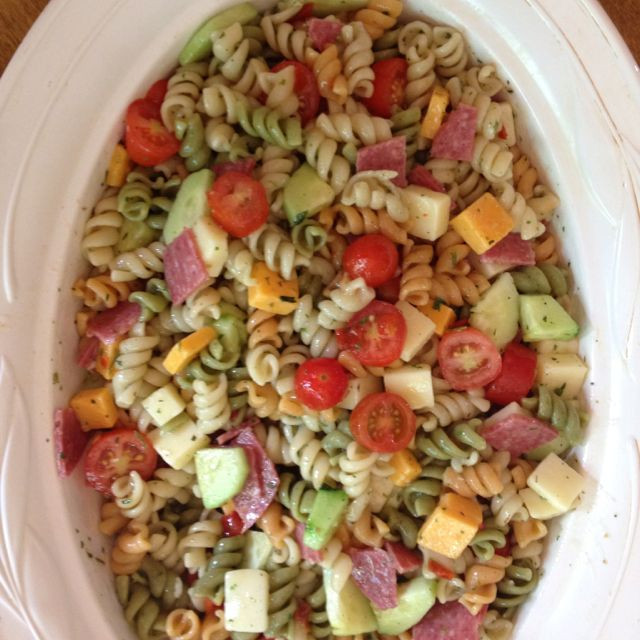 Macaroni Salad With Cheese Cubes
 Easy pasta salad start with Suddenly Salad classic italian