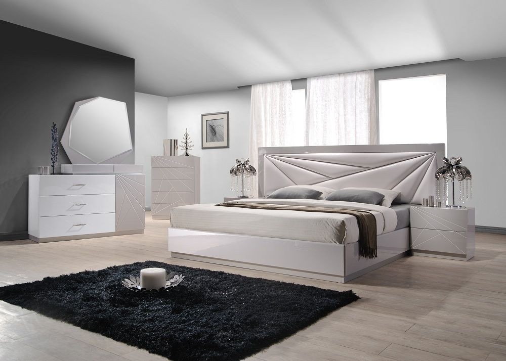 Modern Wood Bedroom Furniture
 Modern and Italian master bedroom sets Luxury collection