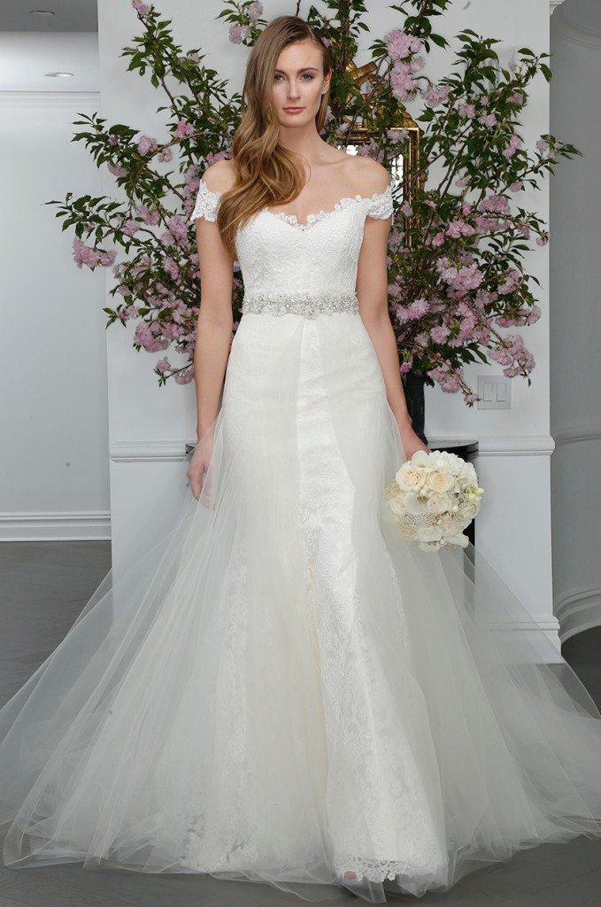 Off The Shoulder Wedding Gown
 26 Best f Shoulder Bridal Dresses EverAfterGuide