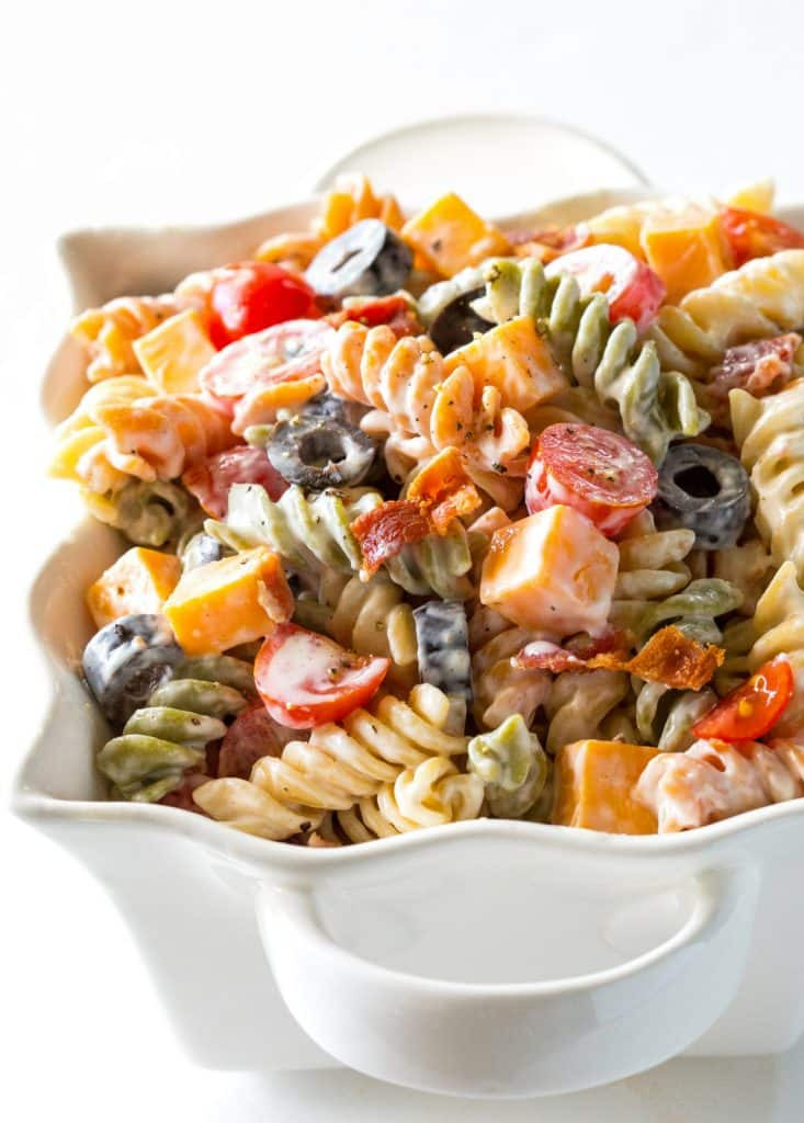 Pasta Salad With Bacon
 Bacon Ranch Pasta Salad The Girl Who Ate Everything