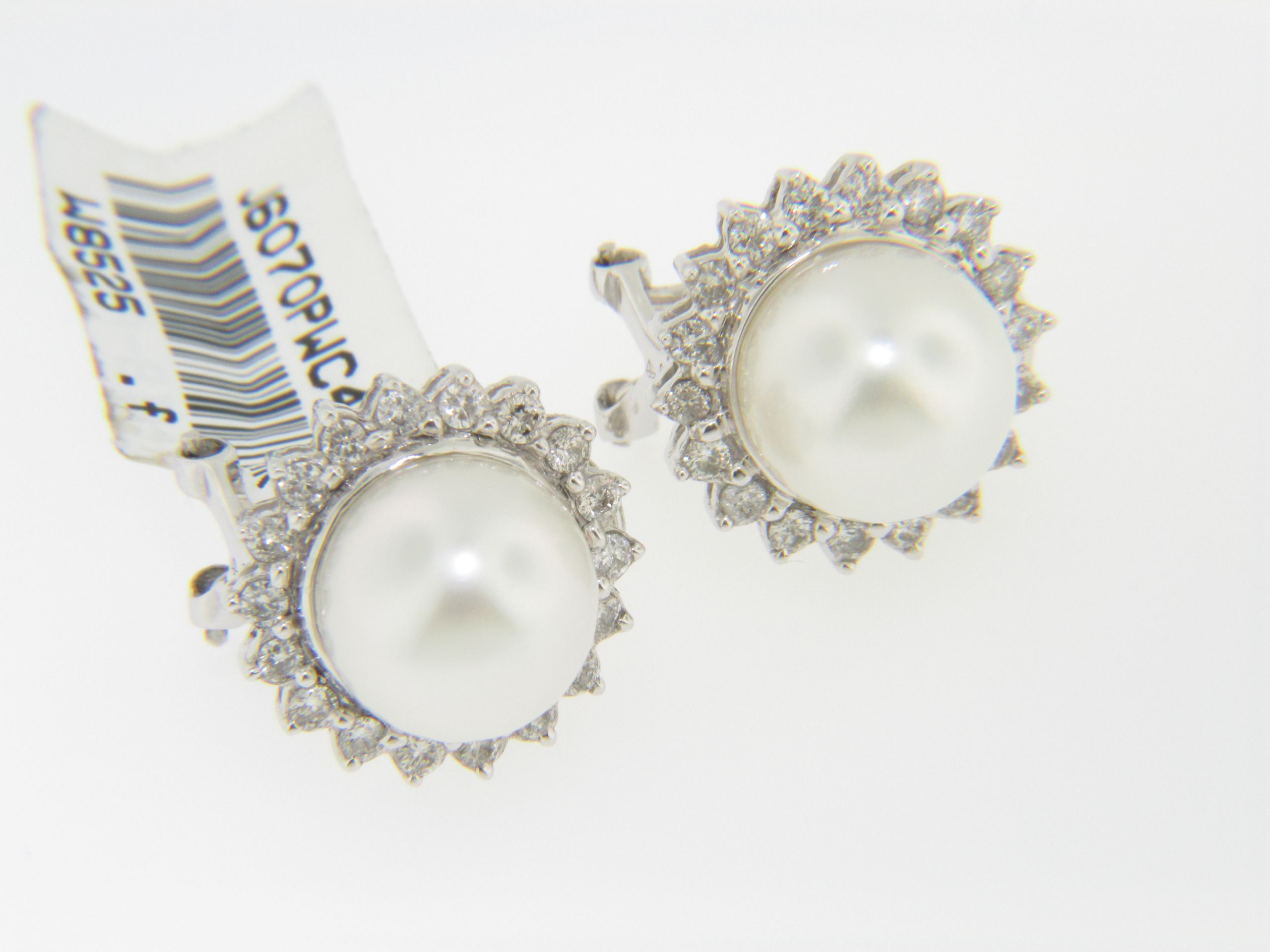 Pearl Diamond Earrings
 Timeless 10 0mm South Sea Pearl & Diamond Flower Stud