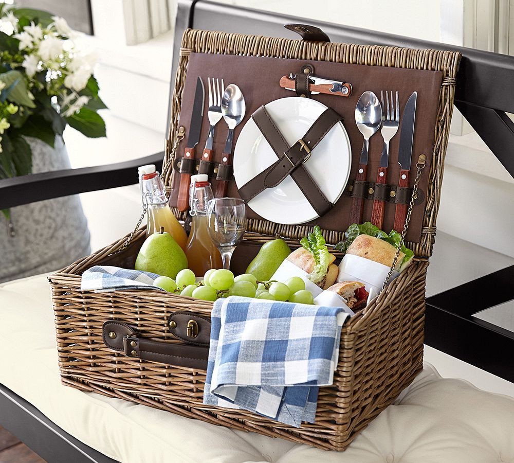 Picnic Basket Gift Ideas
 Top 10 Wedding Gifts Gift Giving Ideas
