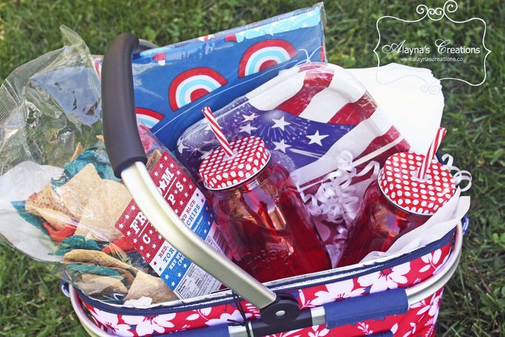 Picnic Basket Gift Ideas
 Fourth of July Patriotic Themed Gift Basket Idea Summer