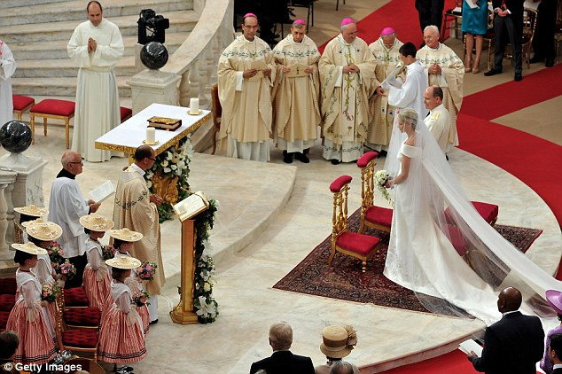 Roman Catholic Wedding Vows
 Monaco royal wedding Charlene and Prince Albert exchange