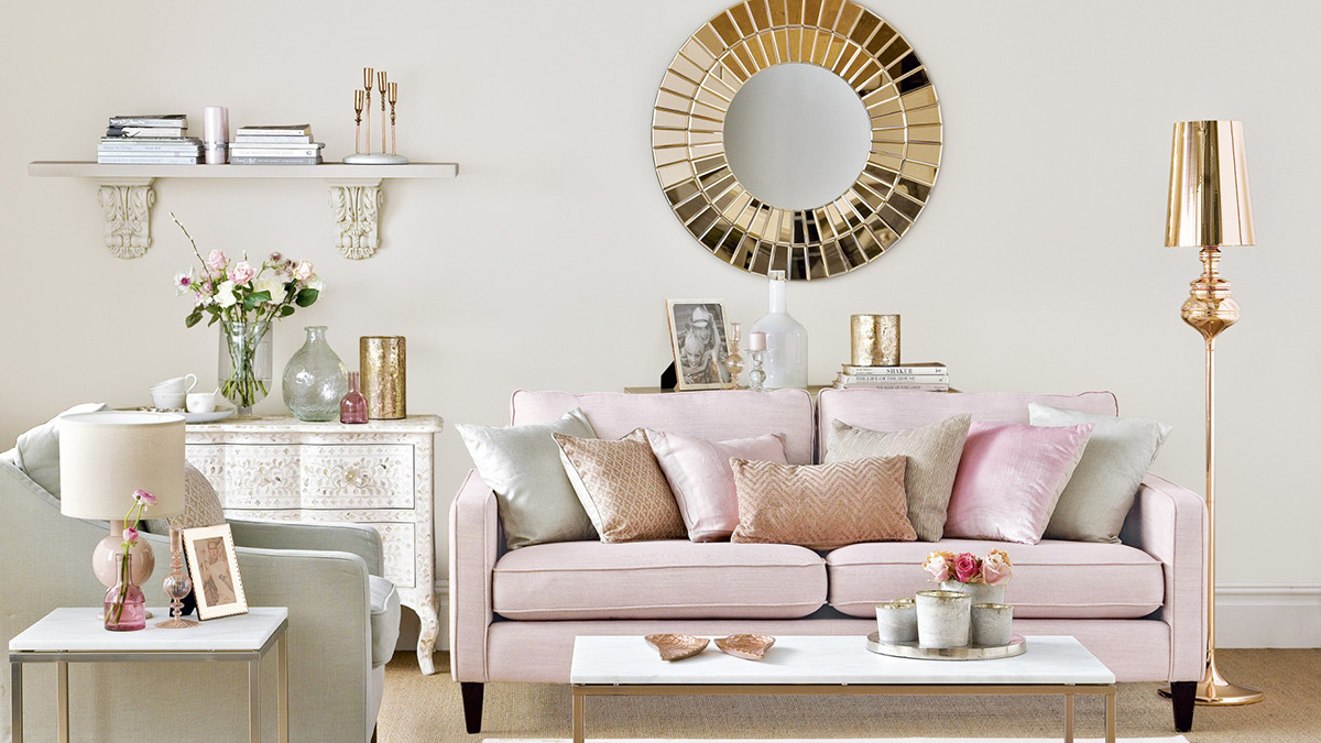 Rose Gold Bedroom Decor
 5 Different Ways To Incorporate Rose Gold Into Your Home