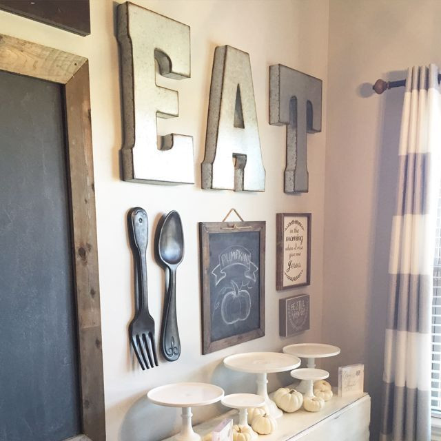 Rustic Kitchen Wall Art
 12 Ideas to Have The Best Rustic Gallery Wall