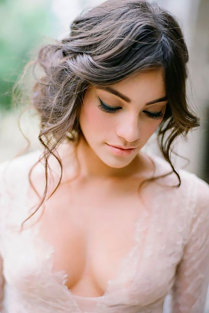 Shoulder Length Bridesmaid Hairstyles
 30 Captivating Wedding Hairstyles For Medium Length Hair
