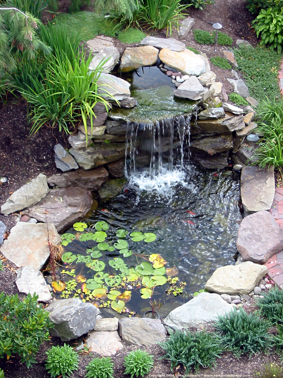 Small Backyard Ponds
 12 Landscaping Ideas To Upgrade Your Backyard This Summer