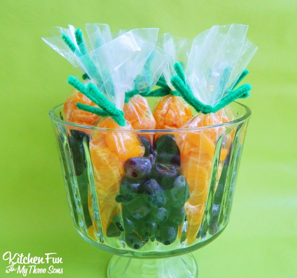Snack Ideas For Easter Party
 Preschool Easter Party with Bunny Butt Donuts Fruit