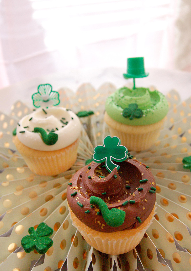 St Patrick'S Cupcakes
 BYOB Classic Cupcakes & Wine – St Patrick’s Day Theme