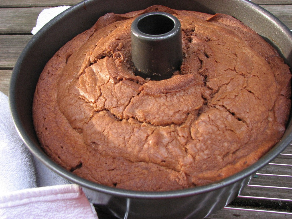 Trisha Yearwood Chocolate Pound Cake
 Heidi Bakes Trisha Yearwood s Chocolate Poundcake