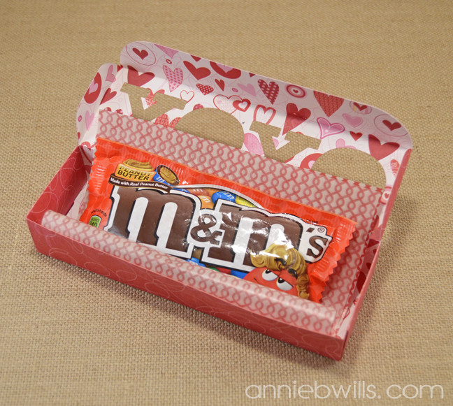 Valentines Day Candy Boxes
 Quick and Easy Valentine’s Day Candy Bar Boxes – Lab Hands