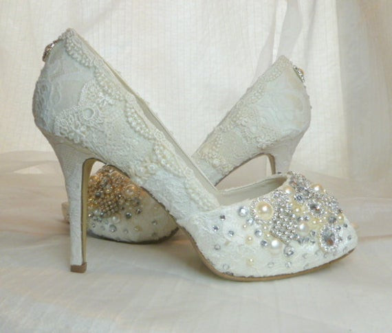 Vintage Lace Wedding Shoes
 TWINKLY PEEP TOES wedding shoes vintage by