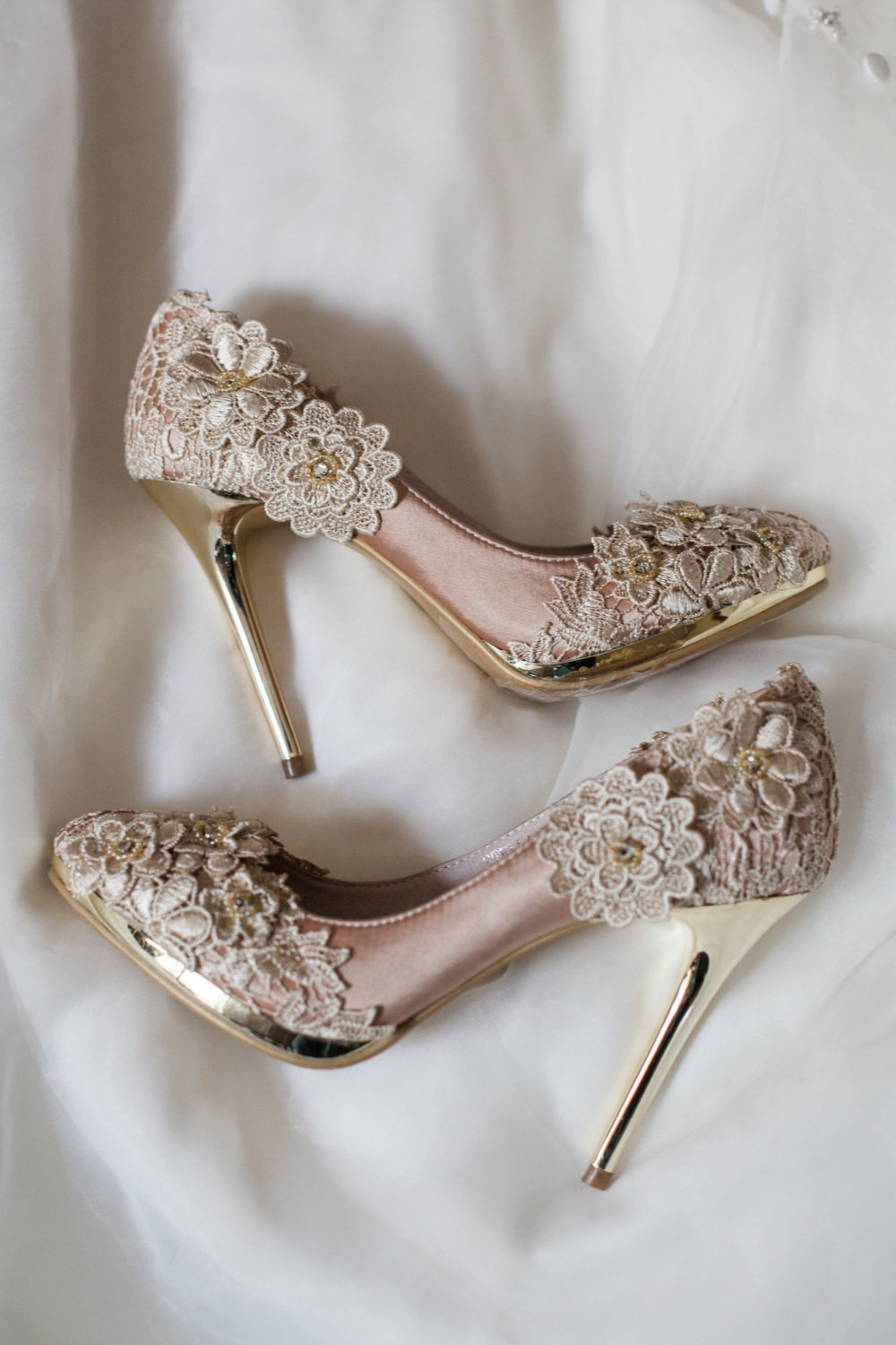 Vintage Lace Wedding Shoes
 SALE Vintage Flower Lace Wedding Shoes with Champagne Gold