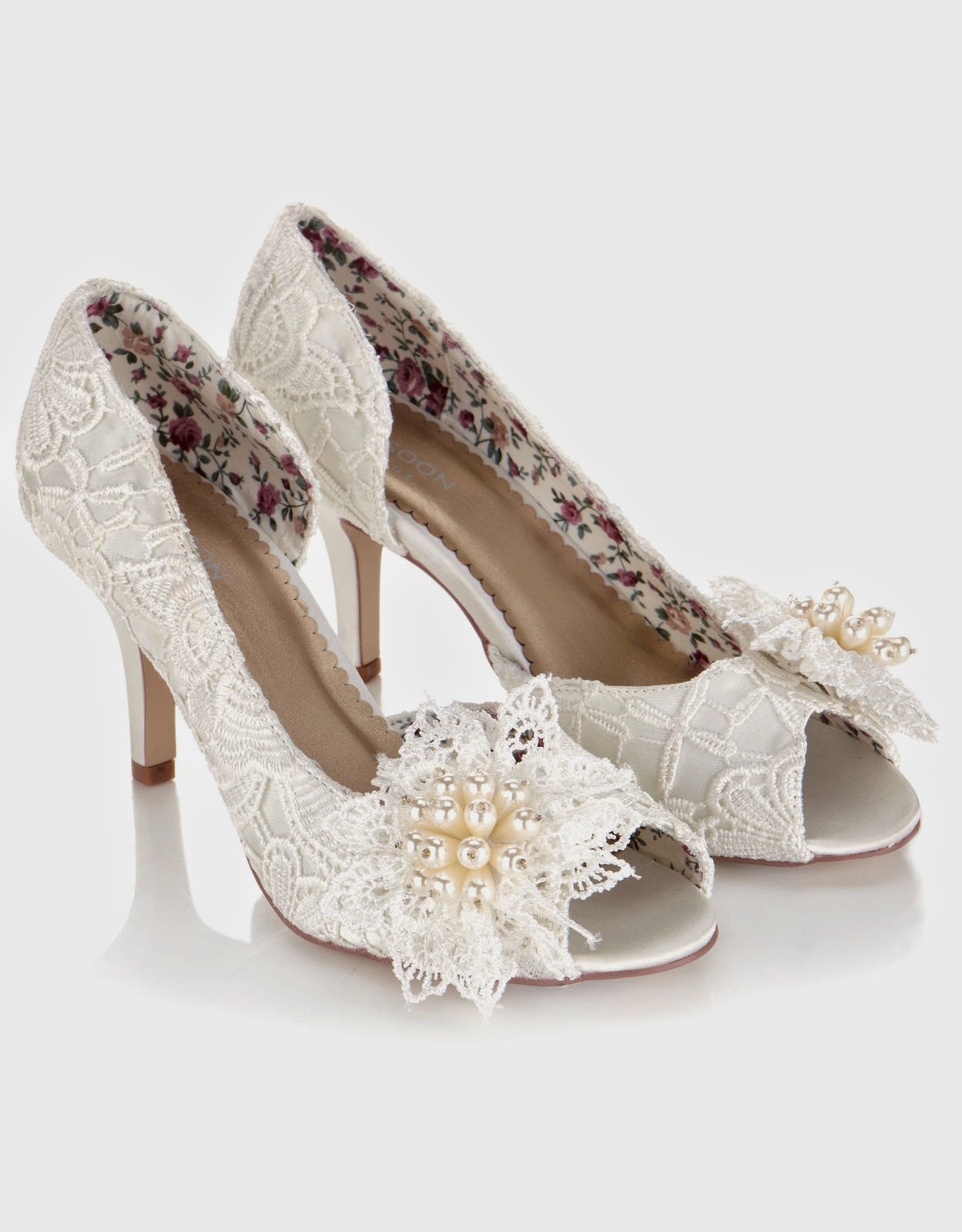 Vintage Lace Wedding Shoes
 Wedding Stuff Ideas Vintage Lace Wedding Shoes