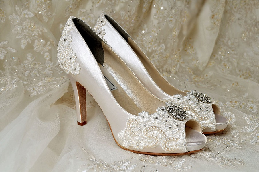 Vintage Lace Wedding Shoes
 Fabulous Lace Bridal Shoes