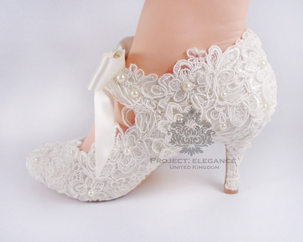 Vintage Lace Wedding Shoes
 WOMENS NEW IVORY PEARL VINTAGE LACE CLOSE TOE MID HIGH