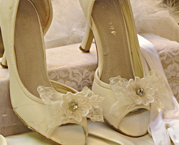 Vintage Lace Wedding Shoes
 301 Moved Permanently