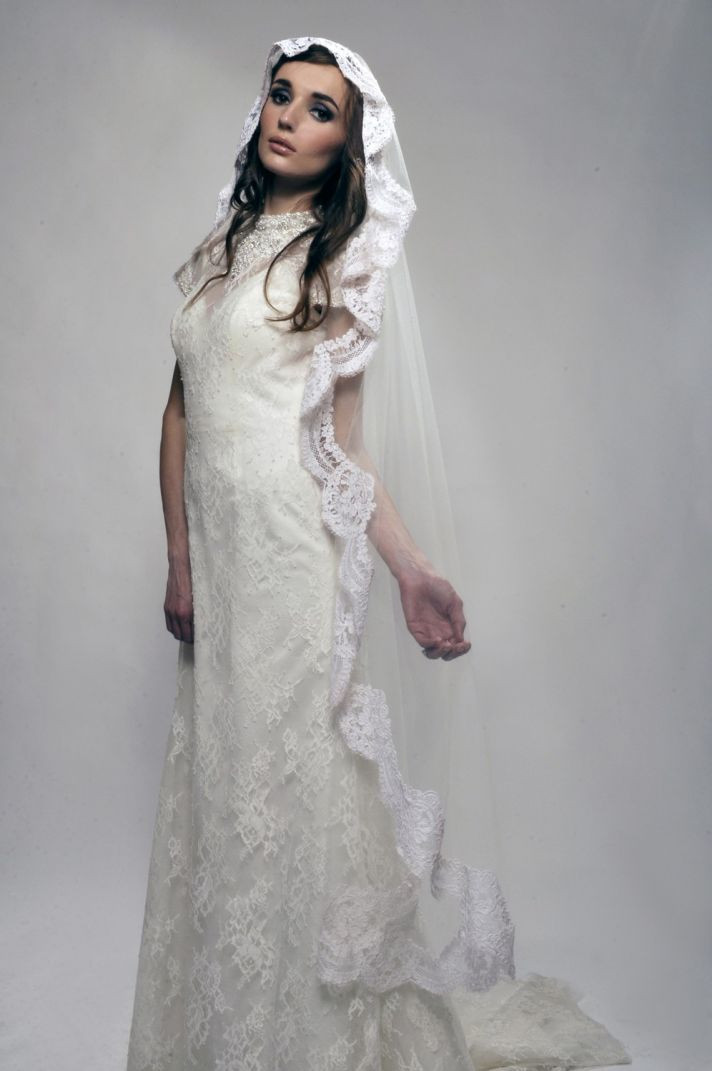 Wedding Veils Accessories
 Would You Top f Your Wedding Day Look with a Romantic