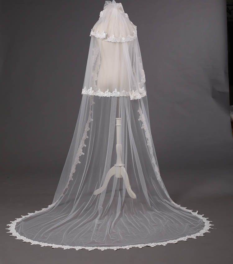 3 Tier Cathedral Wedding Veils
 Royal Three tier Lace Applique Decorated Chapel Length