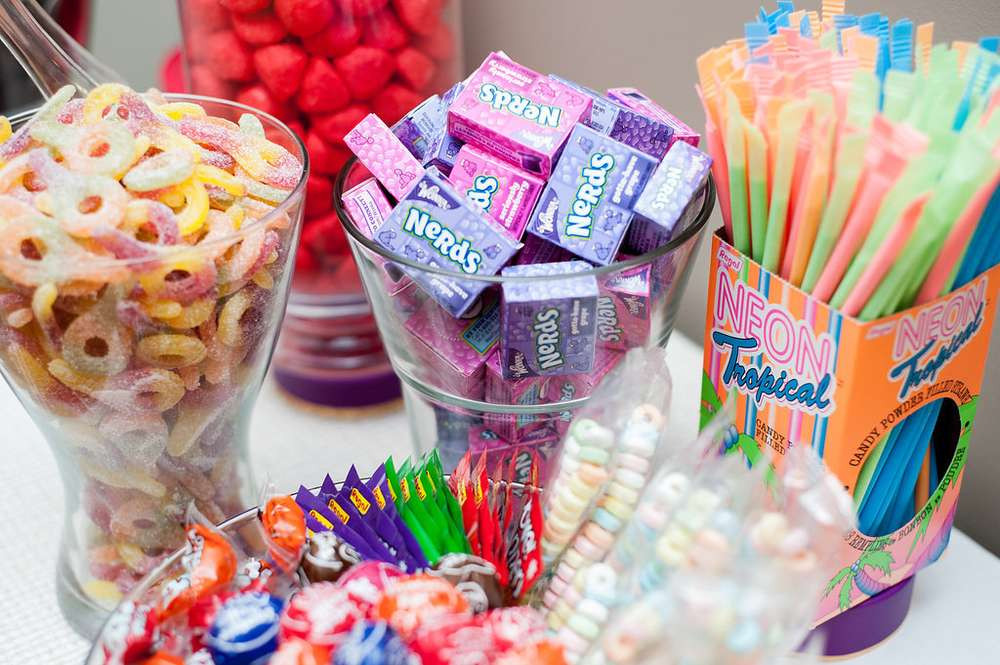 90S Party Food Ideas
 Clueless 90s Birthday Party Ideas 2 of 39