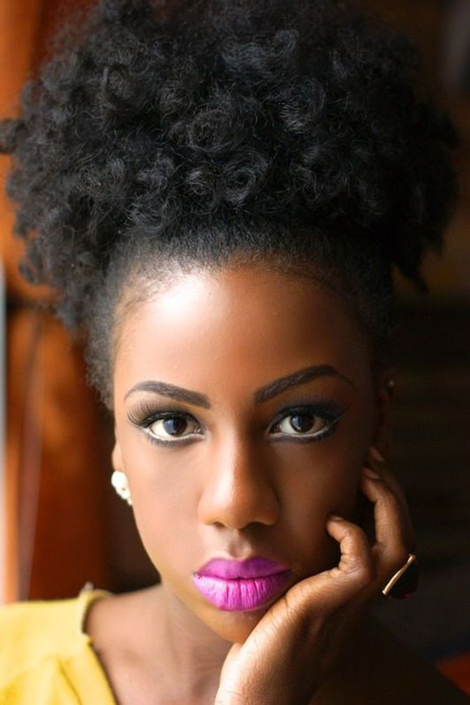 Afro Haircuts For Women
 17 Hot Hairstyle Ideas For Women With Afro Hair
