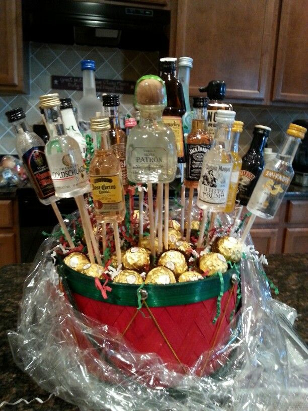 Alcohol Gift Basket Ideas
 The 25 best Liquor t baskets ideas on Pinterest