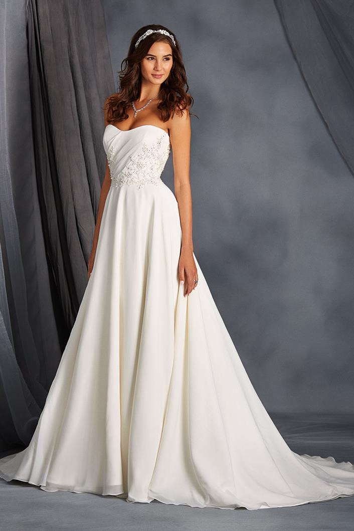 Alfred Angelo Wedding Gowns
 2562 Wedding Dress from Alfred Angelo Signature