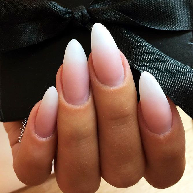 Almond Nail Ideas
 33 Breathtaking Designs For Almond Shaped Nails