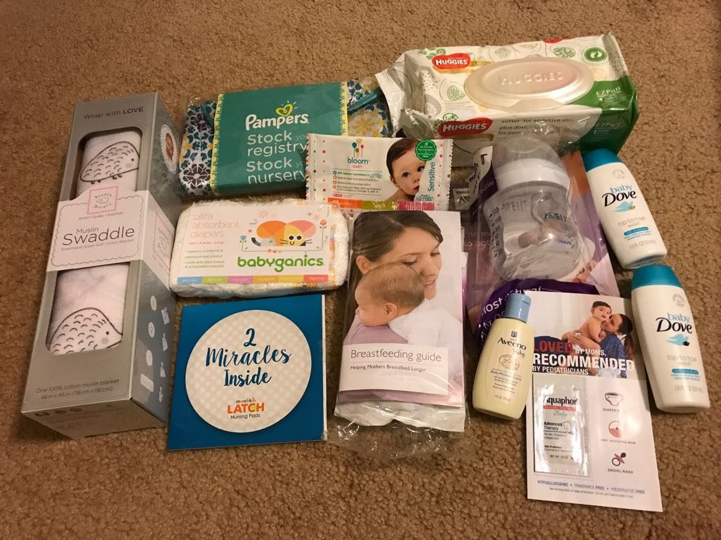 Amazon Baby Gift Box
 What came inside my Free Amazon Baby Registry Wel e Box
