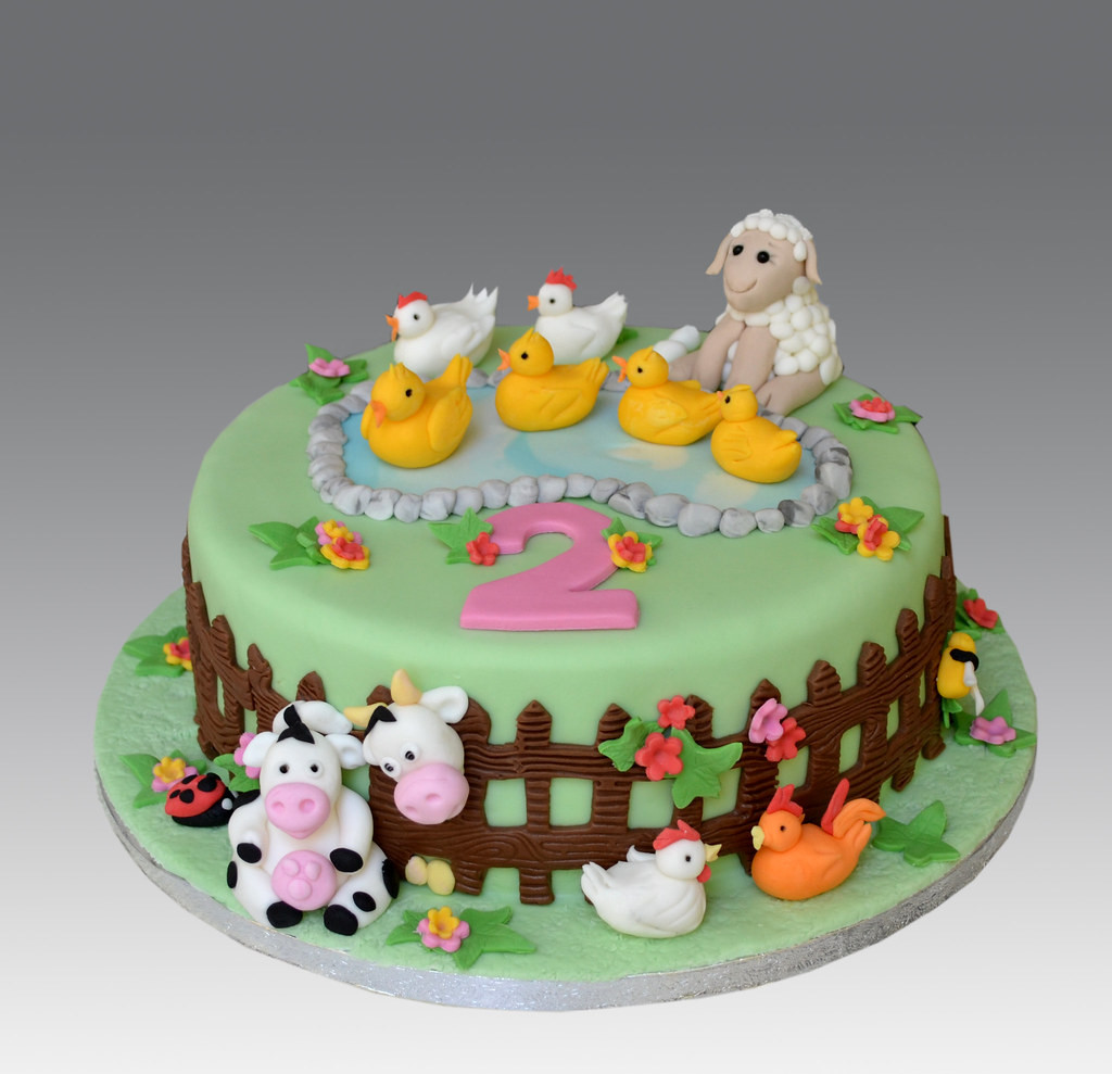 Animal Birthday Cakes
 Farm Animals Cake ANGELIKI KALOUTA